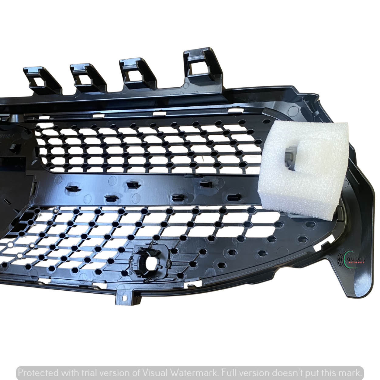MERCEDES CLA 200 2019-2025 FRONT CENTRE GRILLE WITH BADGE A1188800802