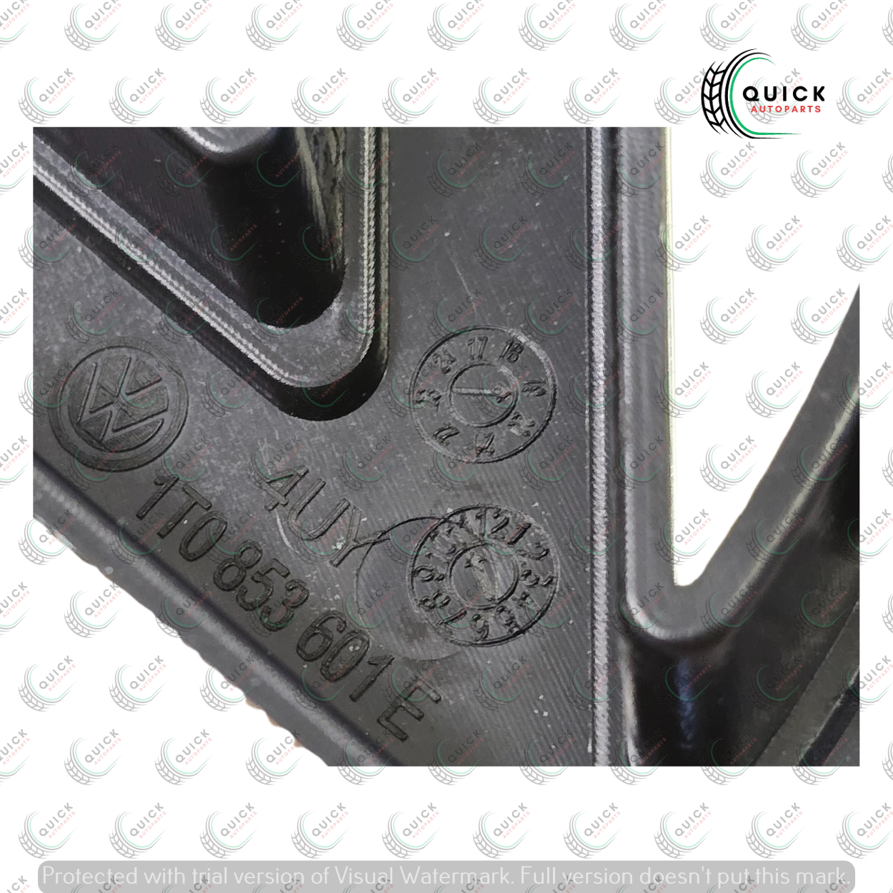 VW TOURAN (1T) 2011-2015 CENTRE GRILLE CHROME EMBLEM BADGE 1T0853601E