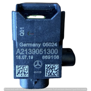 MERCEDES C CLASS 2017-2024 FRONT AIR BAG CRASH IMPACT SENSOR A2139051300
