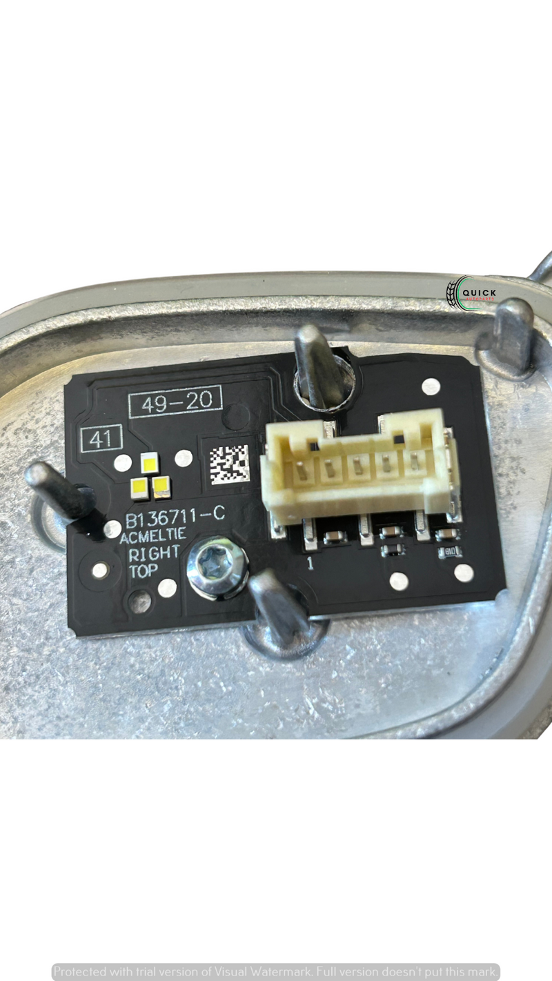 VW GOLF MK8 2020-ONWARDS DRIVER SIDE LED DRL RUNNING DAYTIME MODULE 5H0998478A